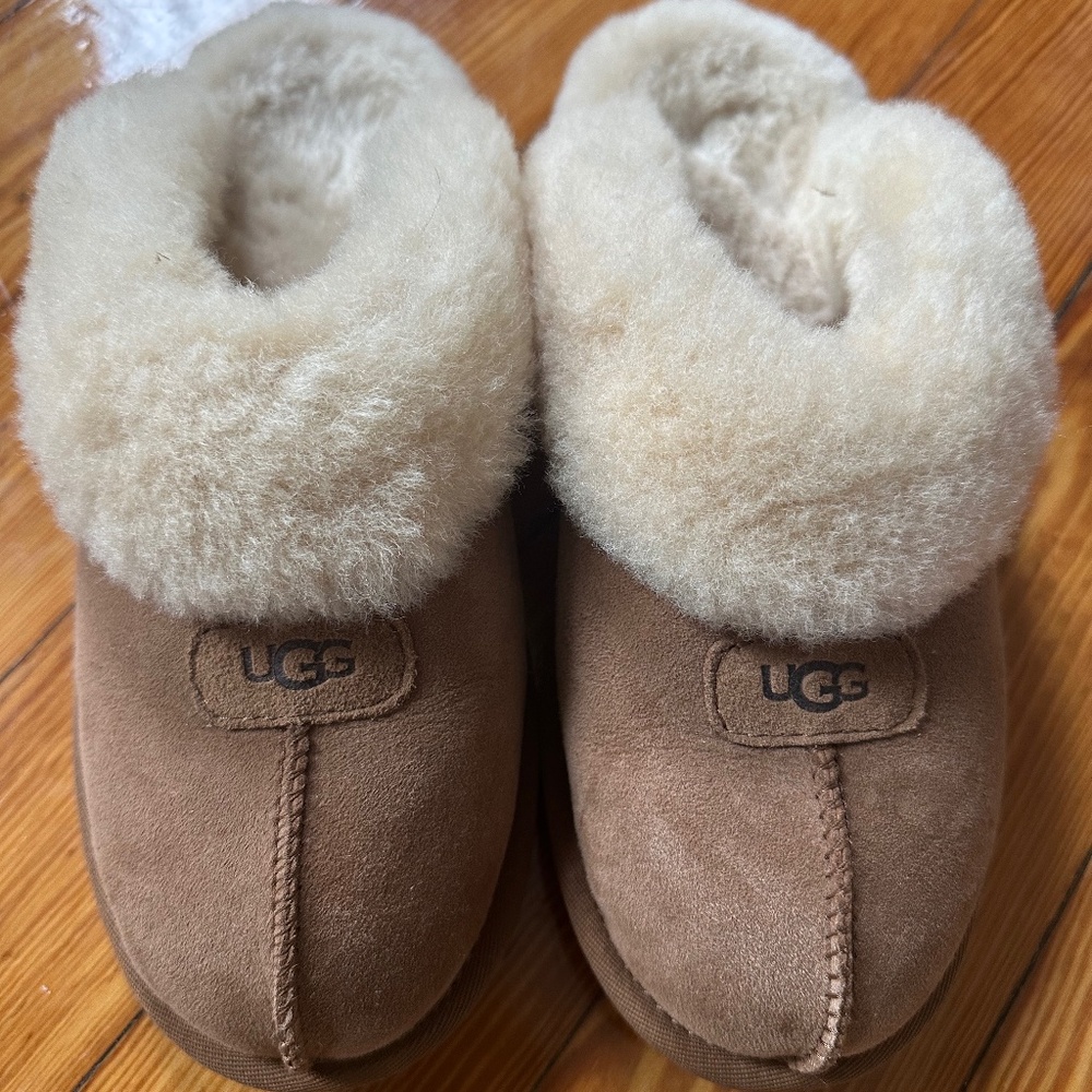 Ugg Coquette Shearling Lined Slippers Size 8